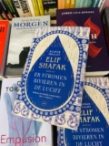 Er stromen rivieren in de lucht – Elif Shafak